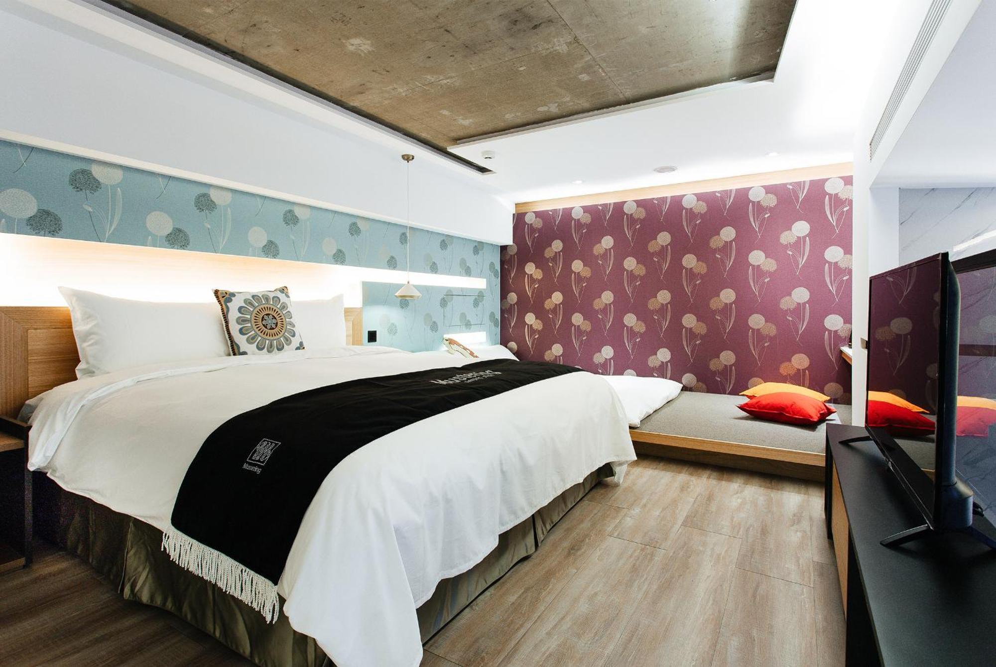 Check Inn Taichung Zhongshan Extérieur photo