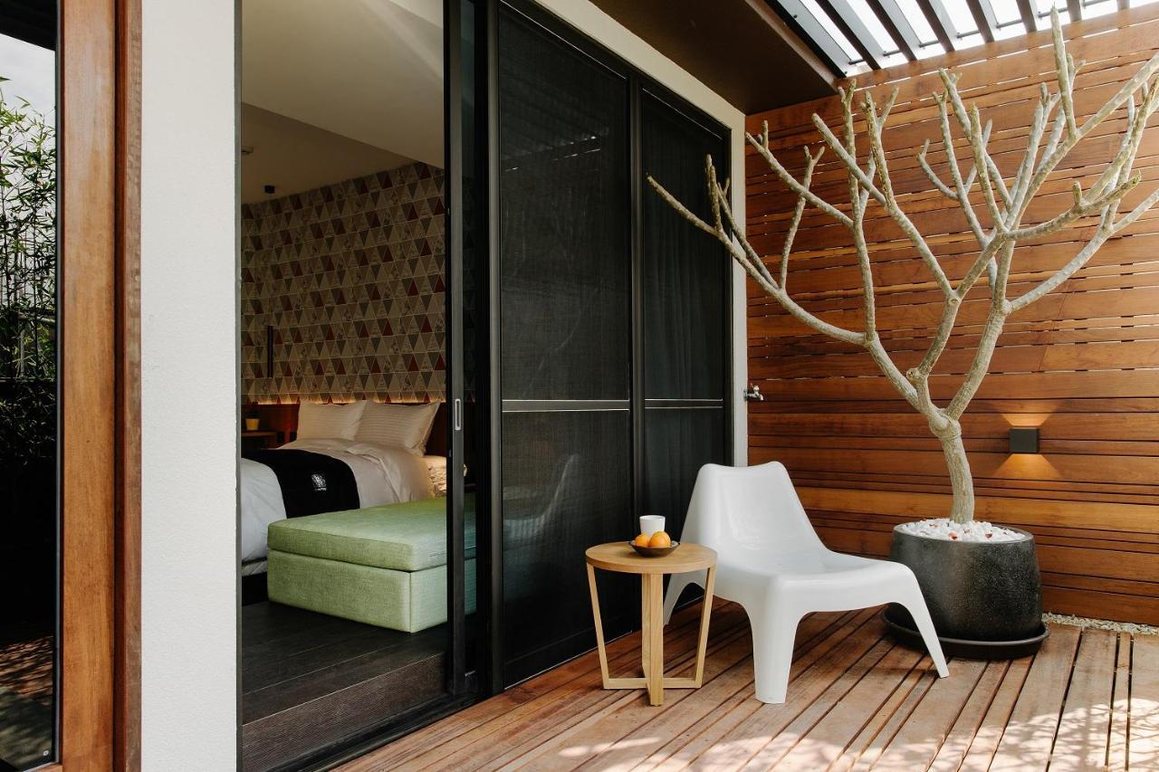 Check Inn Taichung Zhongshan Extérieur photo